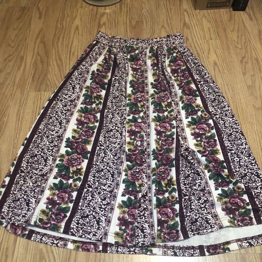 Capacity Knits floral maxi skirt button up size Medium M  Pockets Elastic Waist